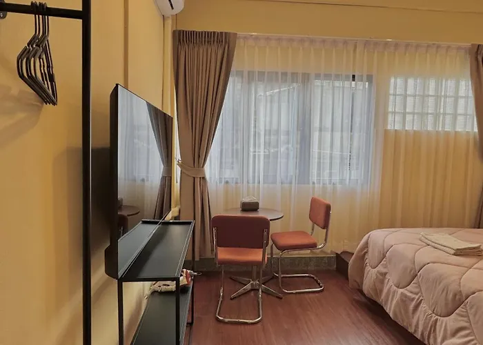 Jatujak Lounge Hotel Bangkok