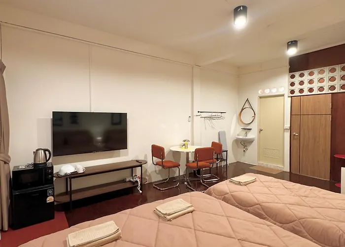 Jatujak Lounge Hotel 3*